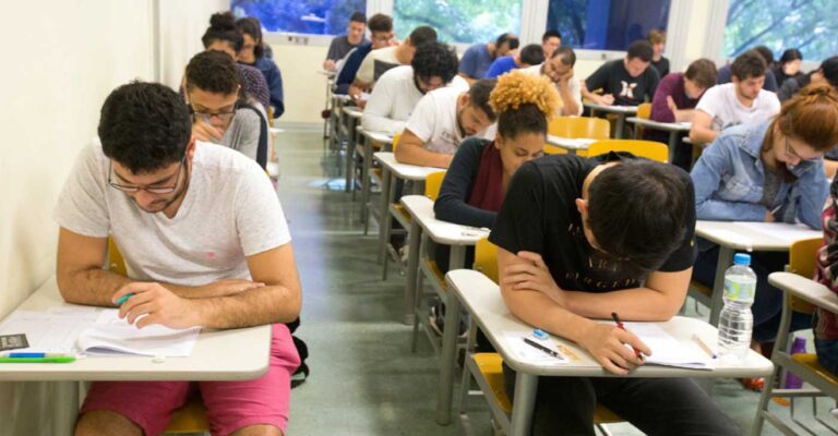 Fuvest divulga cronograma completo do vestibular da USP para ingresso em 2027
