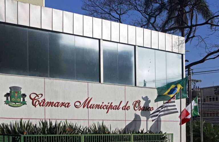 Legislativo osasquense limpa pauta de votação e entra em recesso