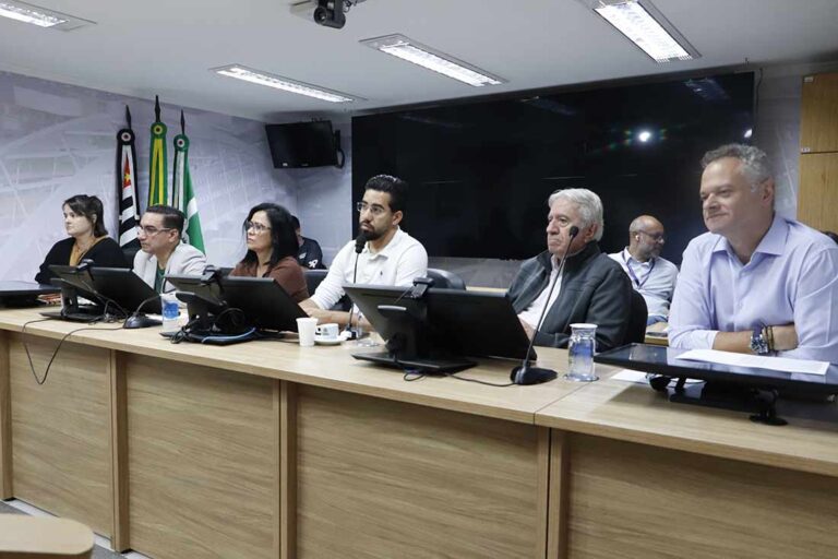 Comissão de Educação da Câmara de Osasco debate fluxo para diagnóstico neurológico na rede municipal