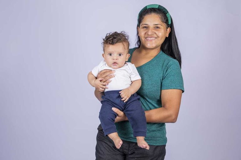 Câmara Municipal aprova licença-maternidade para mães adotivas em Osasco