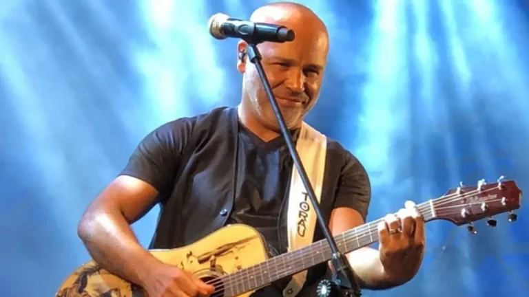 Cantor Rick, da dupla com Renner, morre aos 59 anos após queda de helicóptero em SC